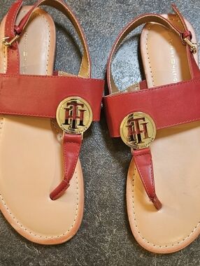 Tommy Hilfiger Red Leather Logo T-Strap Sandals